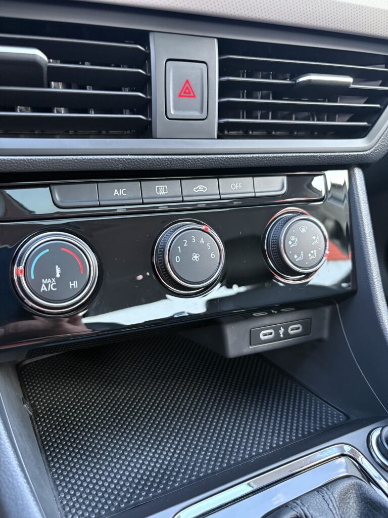 Volkswagen Jetta (VII)